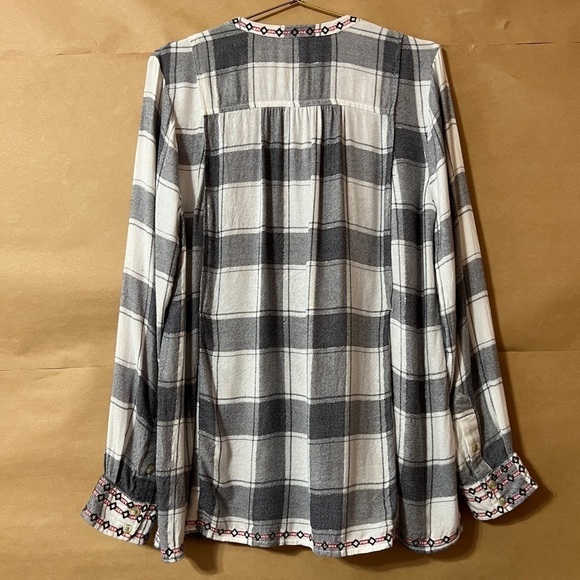 Anthropologie | Akemi & Kin Dalton Embroidered Plaid Flannel Popover Top Size S - Picture 10 of 14